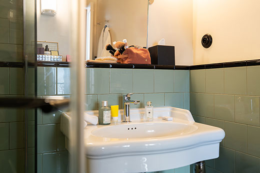 Bonne Chambre DADOU, hotel Paris 17