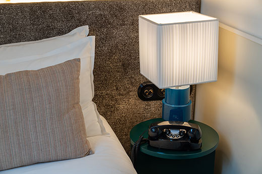 Chambre Parisienne DADOU, hotel Paris 17