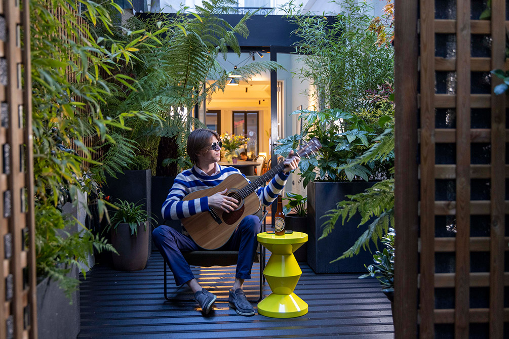 La Closerie, DADOU tree-lined courtyard garden, hotel Paris 17